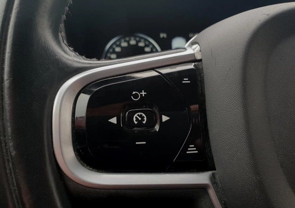 Volvo V60 Cross Country cena 124900 przebieg: 123961, rok produkcji 2020 z Warszawa małe 742
